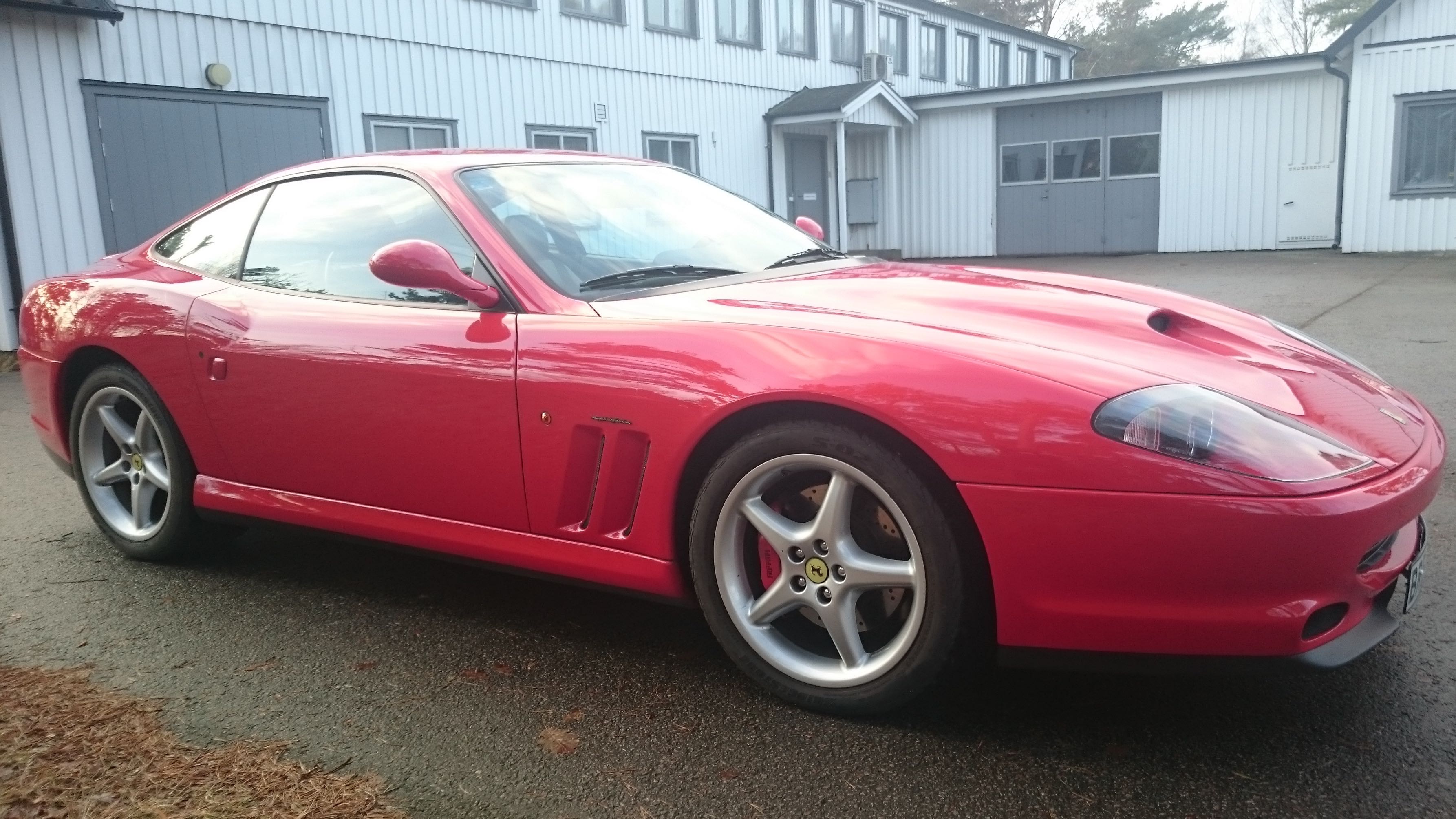 Ferrari 550 Maranello snett framifrån